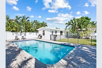 413 NE 25th Ave, Pompano Beach, FL 33062 - Photo 2