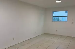 910 Wagner Pl, Fort Pierce, FL 34982 - Photo 4