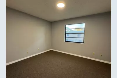 910  Wagner Pl, Unit #3, Fort Pierce, FL 34982 - Photo 12