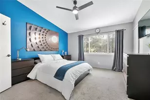 9816 NW 56th Pl, Coral Springs, FL 33076 - Photo 16