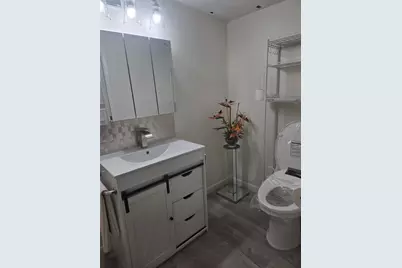 2321 SW 87th Ter, Davie, FL 33324 - Photo 6