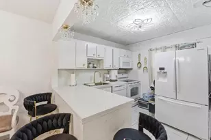 7950 NW 5th Ct, Margate, FL 33063 - Photo 8