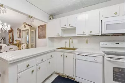 7950 NW 5th Ct, Unit #101, Margate, FL 33063 - Photo 6