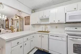 7950 NW 5th Ct, Margate, FL 33063 - Photo 6