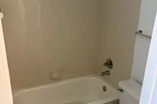 752 Executive Center Dr, West Palm Beach, FL 33401 - Photo 8