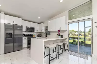 518  Woodgate Circle, Unit #E, Sunrise, FL 33326 - Photo 2