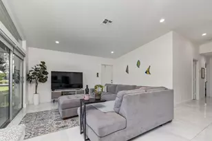 518 Woodgate Cir, Sunrise, FL 33326 - Photo 6