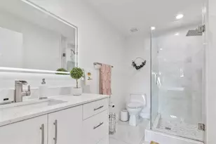 518 Woodgate Cir, Sunrise, FL 33326 - Photo 8