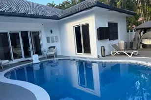 830 Bailey St, Boca Raton, FL 33487 - Photo 1