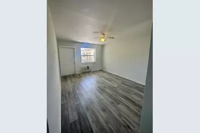 701 NW 15th Ter, Unit #4, Fort Lauderdale, FL 33311 - Photo 4