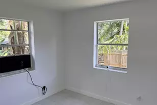 2745 Funston St, Hollywood, FL 33020 - Photo 12