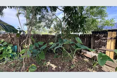 2745  Funston St, Hollywood, FL 33020 - Photo 20