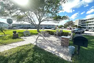 131 Oakridge J, Deerfield Beach, FL 33442 - Photo 26