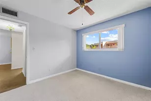 8400 Lagos De Campo Blvd, Tamarac, FL 33321 - Photo 22