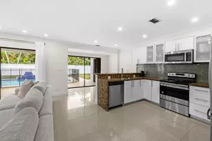 3411 N Park Rd, Hollywood, FL 33021 - Photo 12