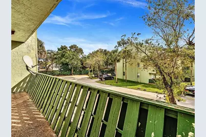 8911 NW 28th Dr, Unit #E, Coral Springs, FL 33065 - Photo 12