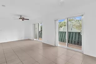 8911 NW 28th Dr, Coral Springs, FL 33065 - Photo 18