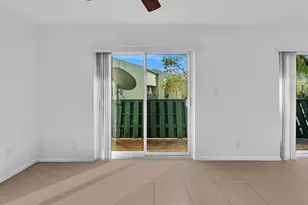 8911 NW 28th Dr, Coral Springs, FL 33065 - Photo 8