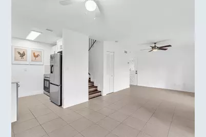 8911 NW 28th Dr, Unit #E, Coral Springs, FL 33065 - Photo 16