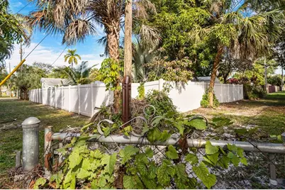 1812 SW 9th Ave, Fort Lauderdale, FL 33315 - Photo 42