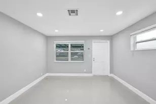 1423 Garfield St, Hollywood, FL 33020 - Photo 8