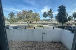 230 SW 1st St, Pompano Beach, FL 33060 - Photo 14