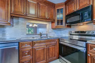 3431 NW 50th Ave, Lauderdale Lakes, FL 33319 - Photo 10