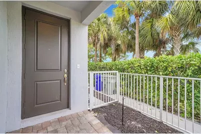 455 NW 33rd Ln, Pompano Beach, FL 33069 - Photo 2