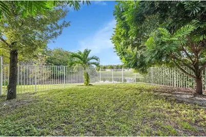 455 NW 33rd Ln, Pompano Beach, FL 33069 - Photo 14