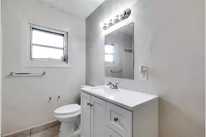 1745 NW 29th Lane, Fort Lauderdale, FL 33311 - Photo 16