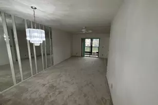 10304 Sunrise Lakes Blvd, Sunrise, FL 33322 - Photo 10