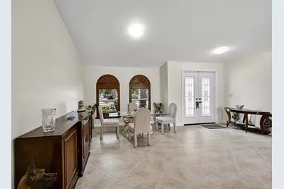 4910 NW 104th Ave, Coral Springs, FL 33076 - Photo 6