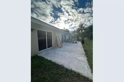 9095 SW 20th St, Miramar, FL 33025 - Photo 6