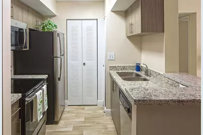 13901  SW 122nd Ave, Unit #8-306, Miami, FL 33186 - Photo 4