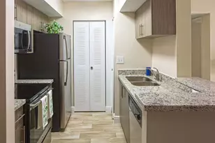 13901 SW 122nd Ave Unit, Miami, FL 33186 - Photo 4