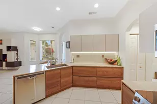 16778 NW 8th St, Pembroke Pines, FL 33028 - Photo 4