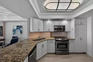 2200 S Ocean Ln, Fort Lauderdale, FL 33316 - Photo 30