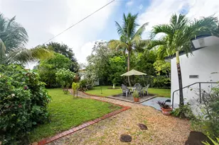 1734 NW 8th Ave, Fort Lauderdale, FL 33311 - Photo 2