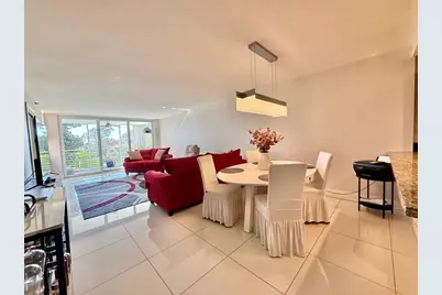 3520  Oaks Way, Unit #306, Pompano Beach, FL 33069 - Photo 2