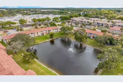 906 Twin Lakes Drive #8-J, Coral Springs, FL 33071 - Photo 34