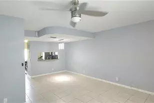 9905 NW 57th Manor, Coral Springs, FL 33076 - Photo 2