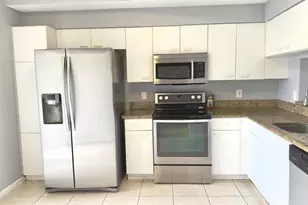 9905 NW 57th Manor, Coral Springs, FL 33076 - Photo 8