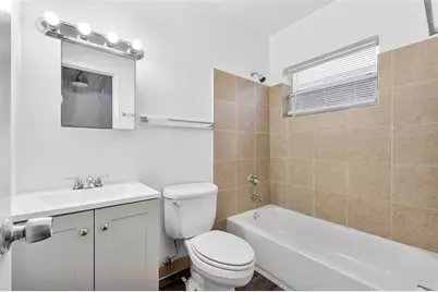 279 SW 1st St, Unit #1, Deerfield Beach, FL 33441 - Photo 8