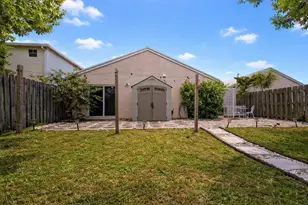 4425 SW 72nd Terrace, Davie, FL 33314 - Photo 18