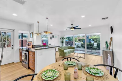 2412 NE 4th St, Unit #W, Pompano Beach, FL 33062 - Photo 12