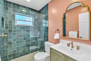 2412 NE 4th St, Pompano Beach, FL 33062 - Photo 18