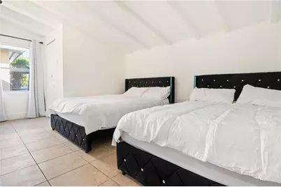 19340 NE 19 Av, North Miami Beach, FL 33179 - Photo 22