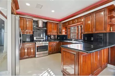 19340 NE 19 Av, North Miami Beach, FL 33179 - Photo 16