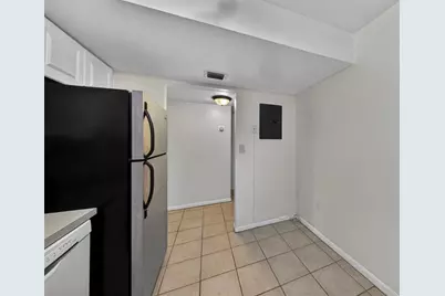 711 N Pine Island Rd, Plantation, FL 33324 - Photo 14