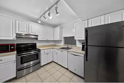 711 N Pine Island Rd, Plantation, FL 33324 - Photo 12